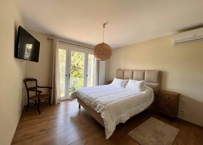 فيلة Bergerie De L'horte *